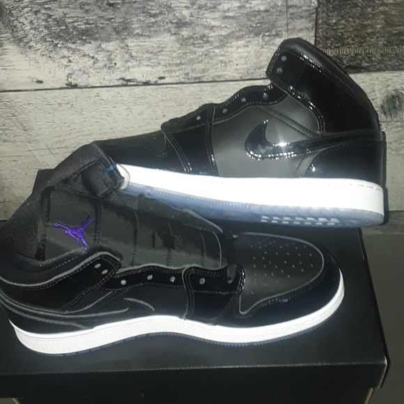 Air Jordan 1 SE SPACE JAM - Picture 4 of 9
